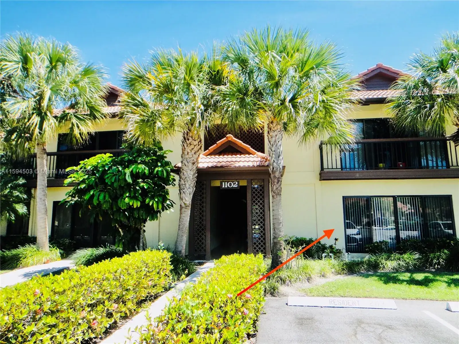 1102 Duncan Cir # 104, Palm Beach Gardens FL 33418