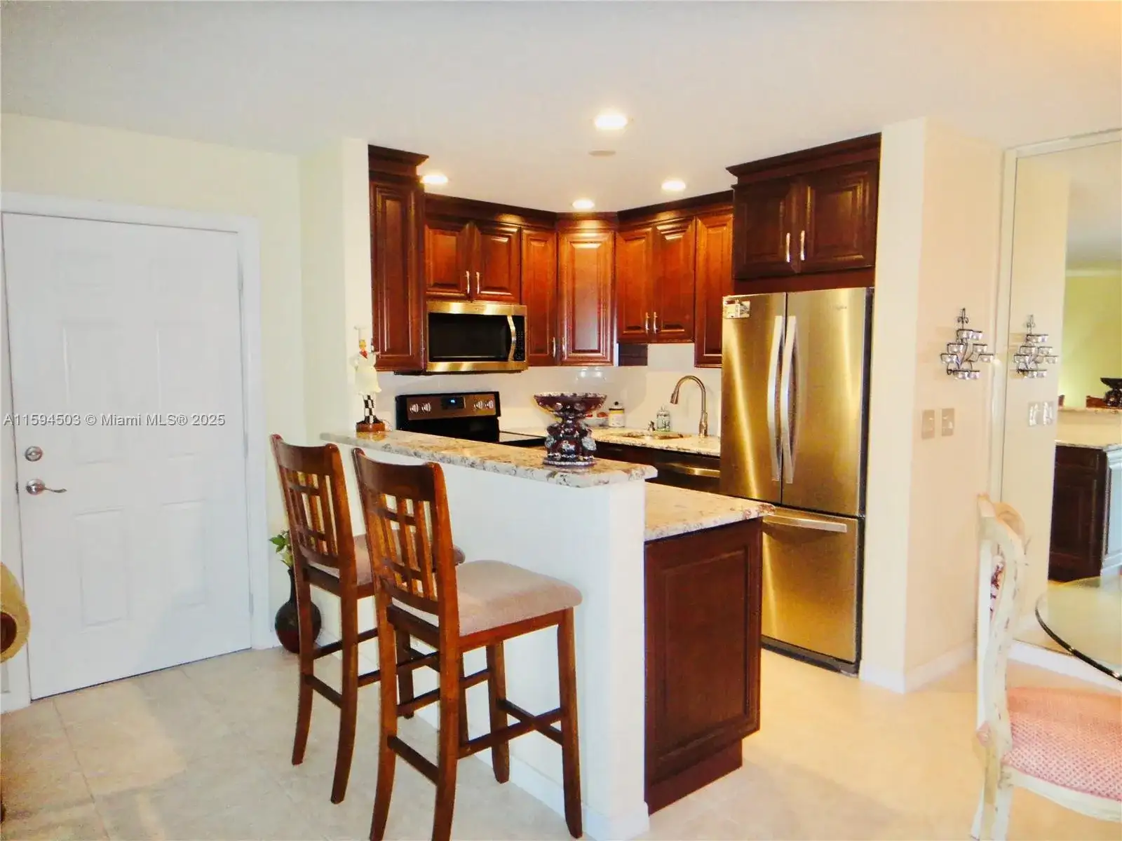 1102 Duncan Cir # 104, Palm Beach Gardens FL 33418 photo 2