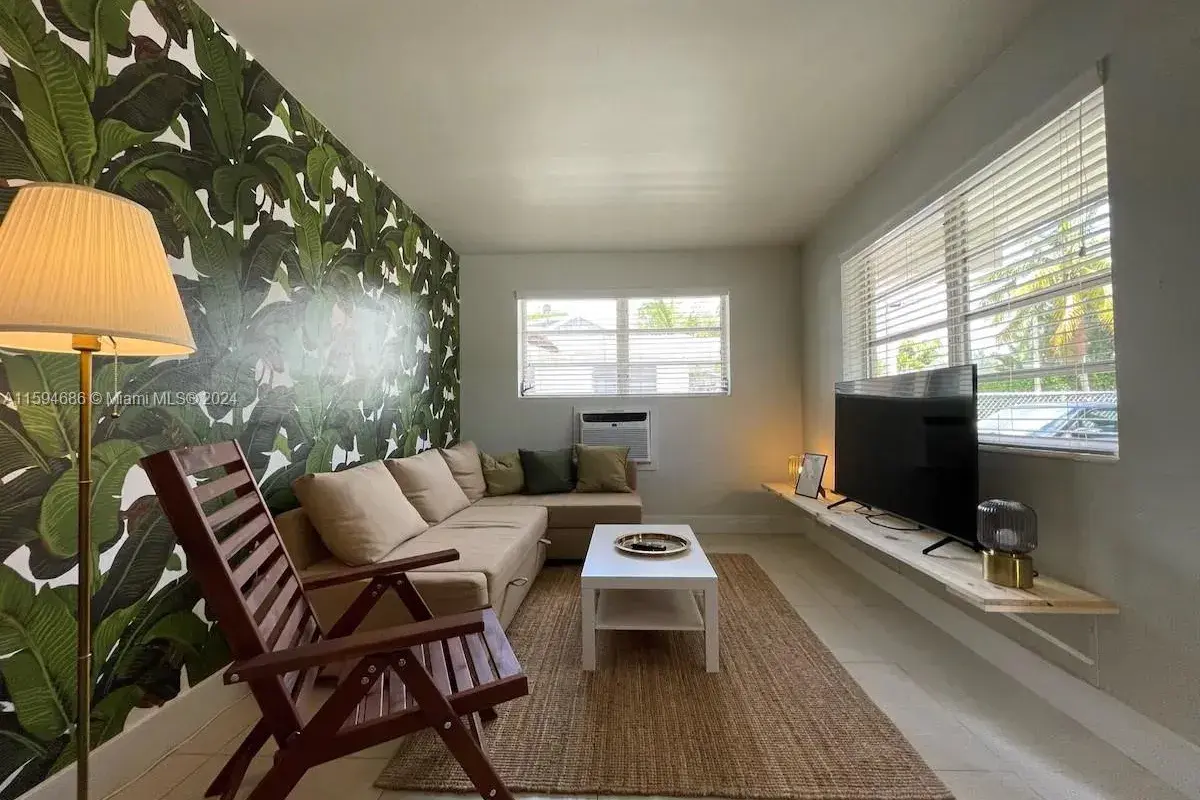 322 NE 55th Ter # 322, Miami FL 33137