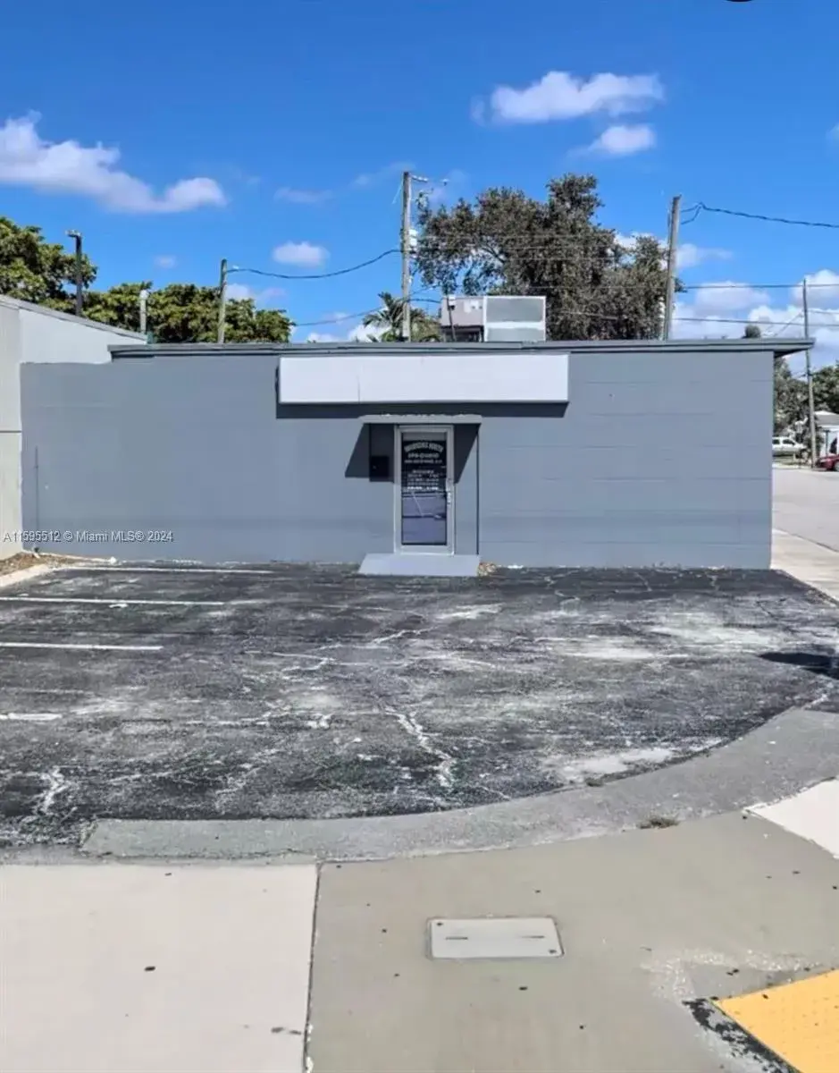 213 E Hallandale Beach Blvd, Hallandale Beach FL 33009