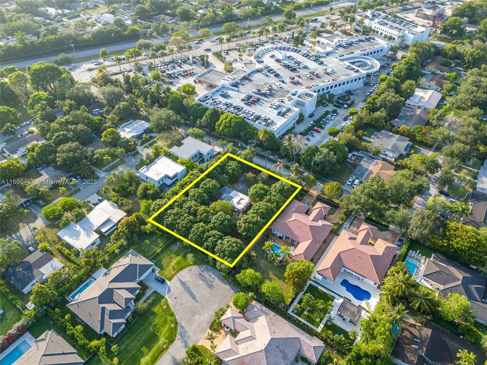 7800 SW 110th St, Pinecrest FL 33156 photo 4