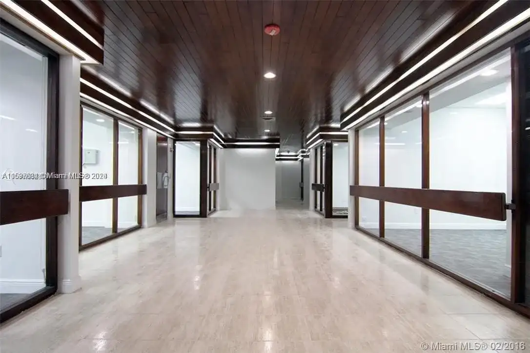 13499 Biscayne Blvd, North Miami FL 33181