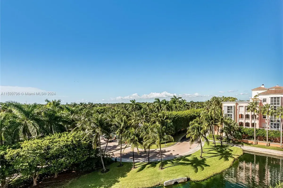 747 Crandon Blvd, Key Biscayne FL 33149
