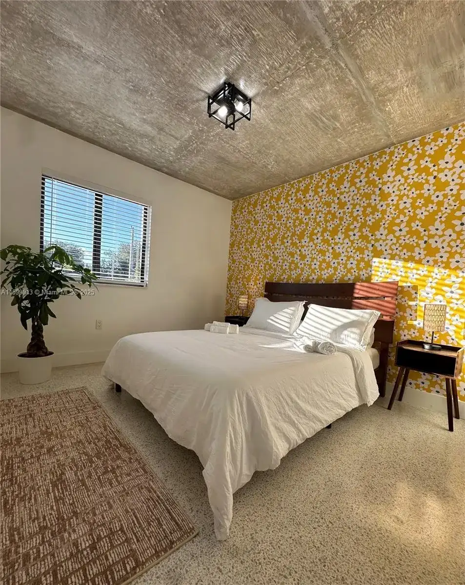 190 NW 69th St # 7, Miami FL 33150 photo 3