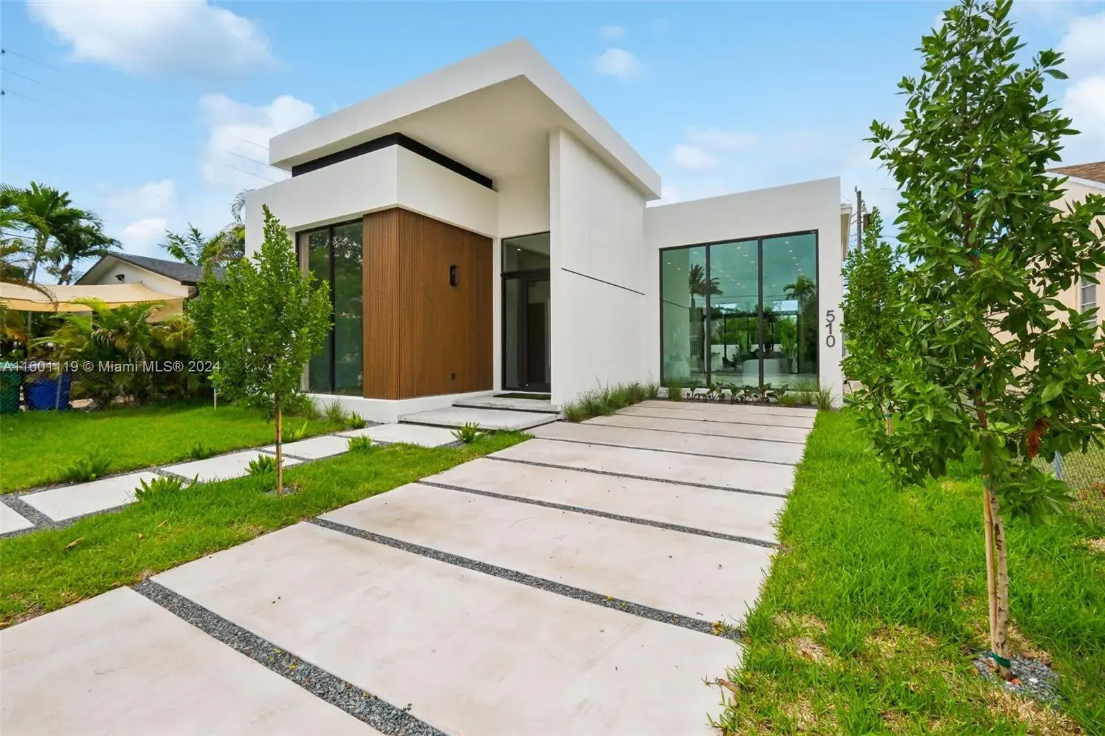 510 NW 50th St, Miami FL 33127