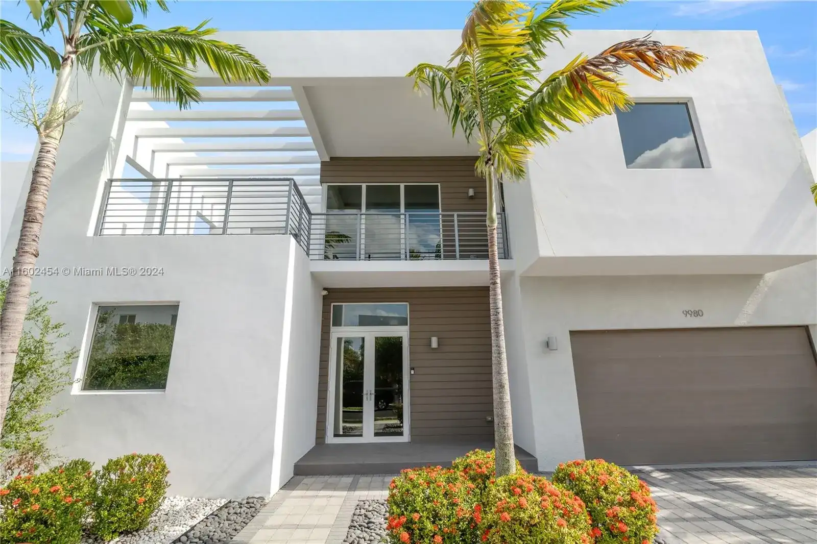 9980 NW 74th Ter, Doral FL 33178 photo 3