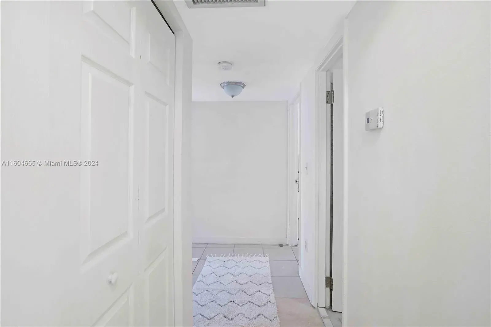 624 NW 11th St, Miami FL 33136