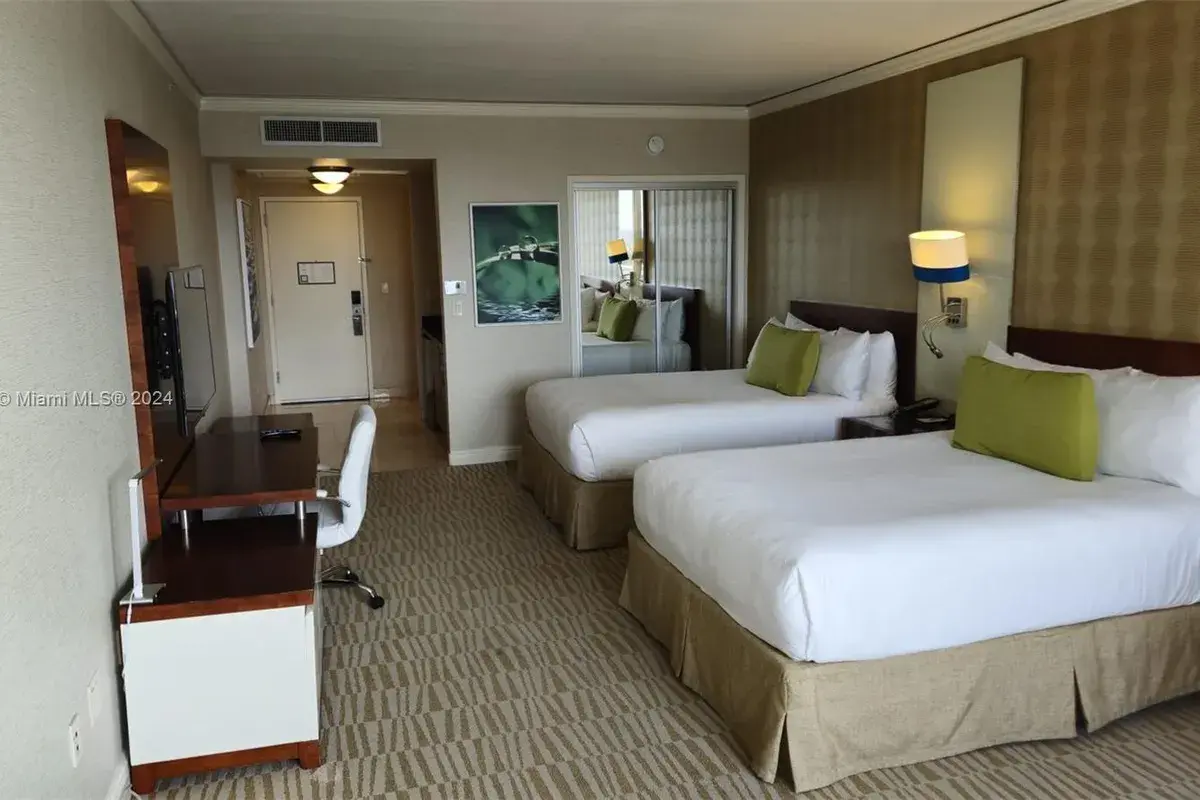18001 Collins Ave # 601, Sunny Isles Beach FL 33160