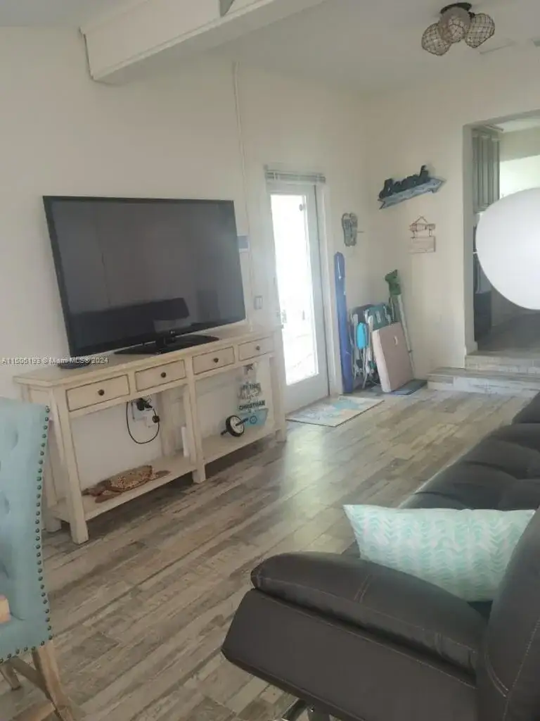 3201 Canal Dr # 2, Pompano Beach FL 33062 photo 4