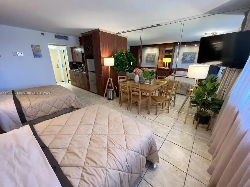 19201 Collins AveAVAILNOW # 428, Sunny Isles Beach FL 33160 photo 5