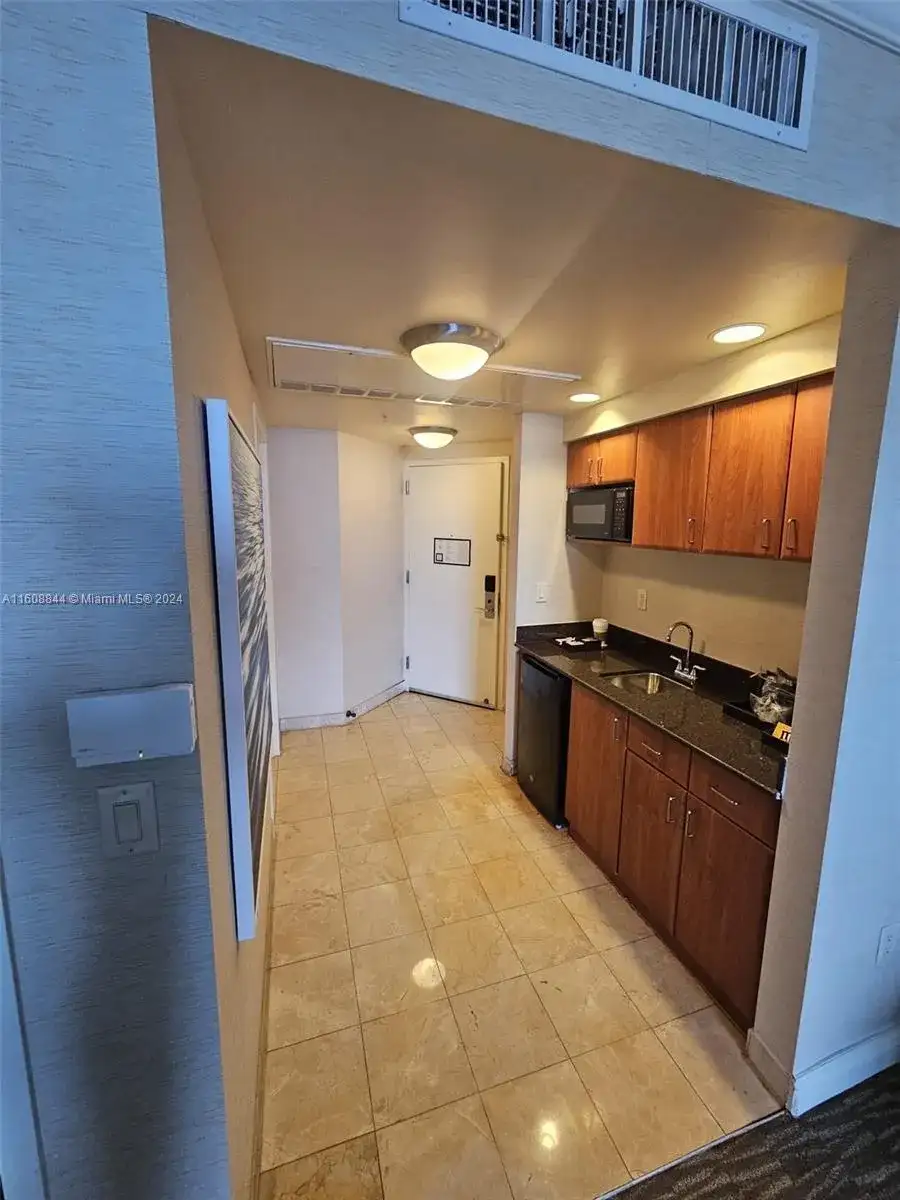 18001 Collins Ave # 2610, Sunny Isles Beach FL 33160 photo 4