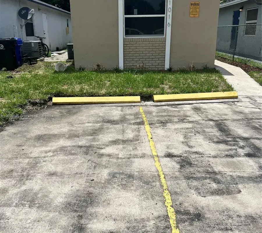 1016 NW 6th Ave # 2, Fort Lauderdale FL 33311