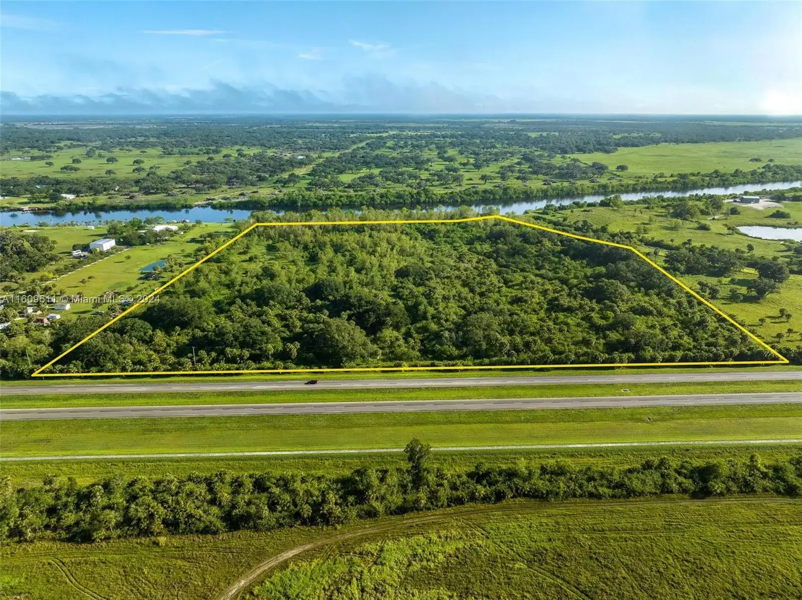 1984 E State Road 80, La Belle FL 33935 photo 3