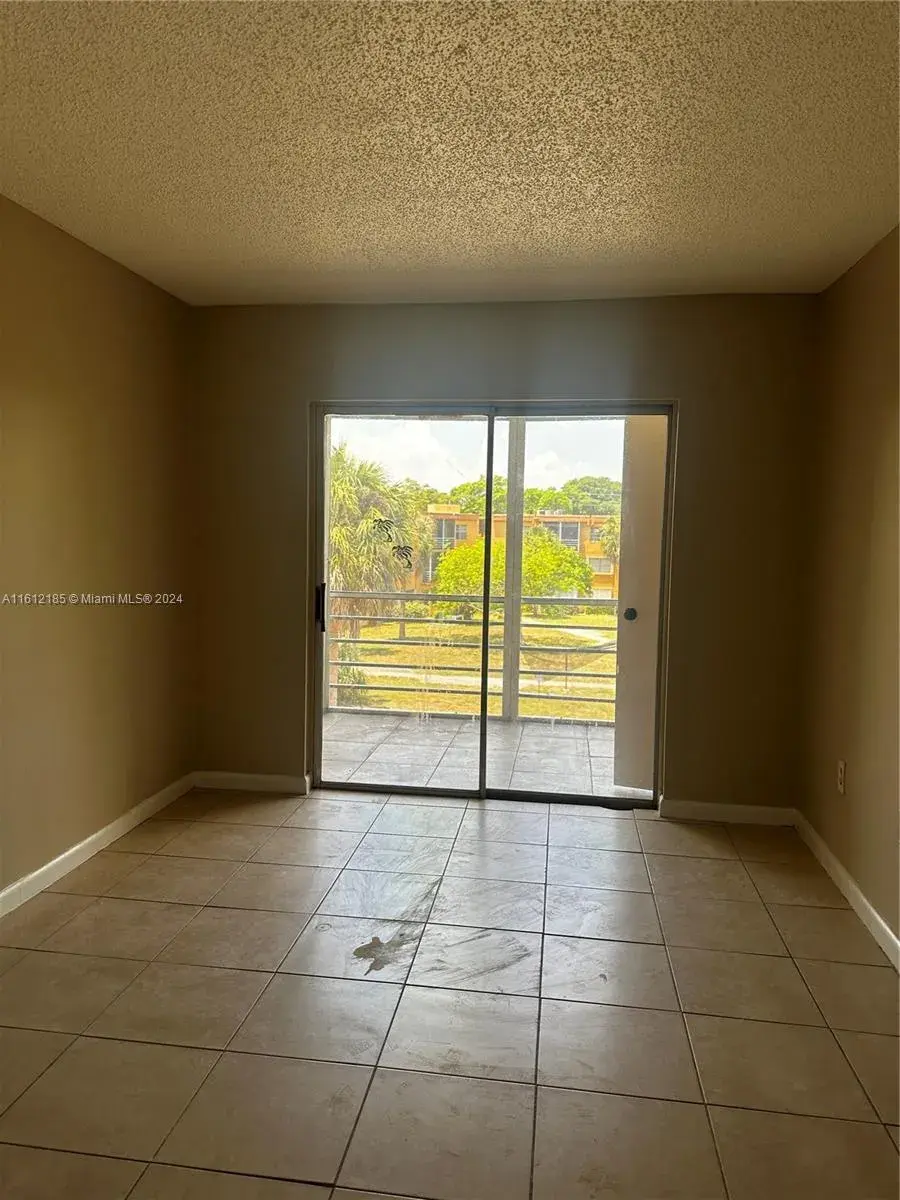 4324 NW 9th Ave # 3A, Deerfield Beach FL 33064