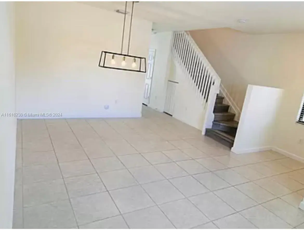 10625 W 32nd Ln # 10625, Hialeah FL 33018