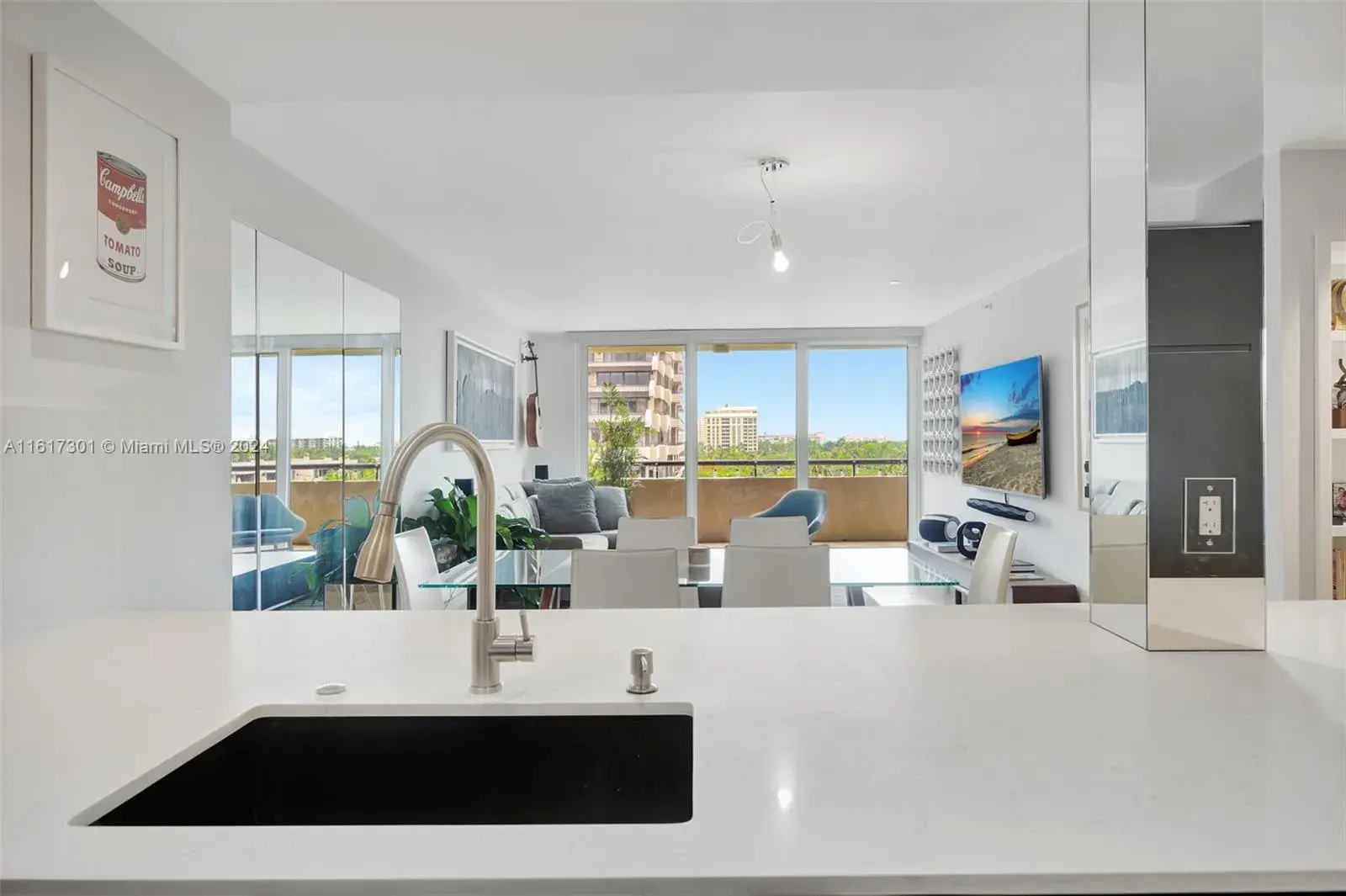 170 Ocean Lane Dr # 810, Key Biscayne FL 33149