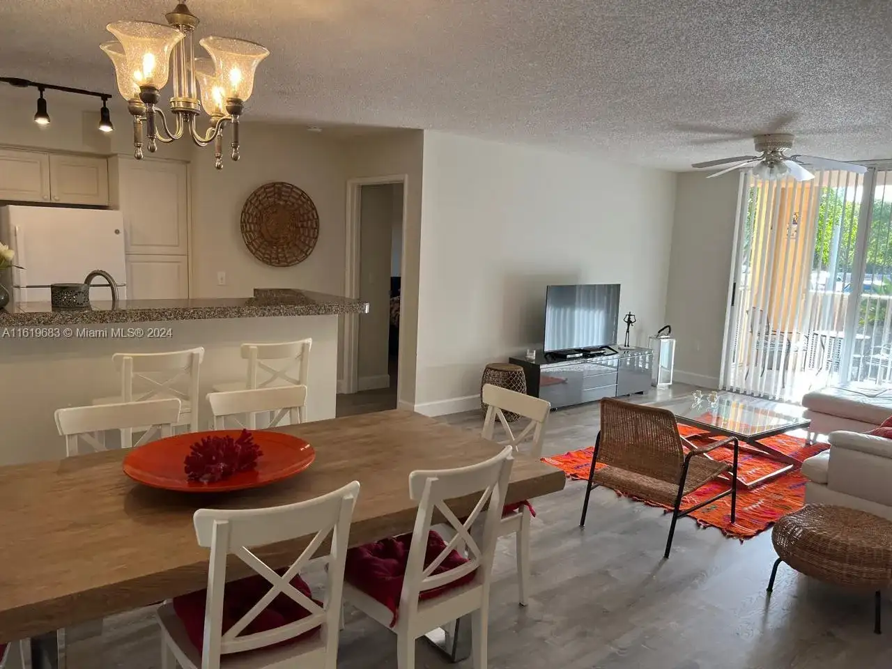 19901 E Country Club Dr # 2207, Aventura FL 33180 photo 3