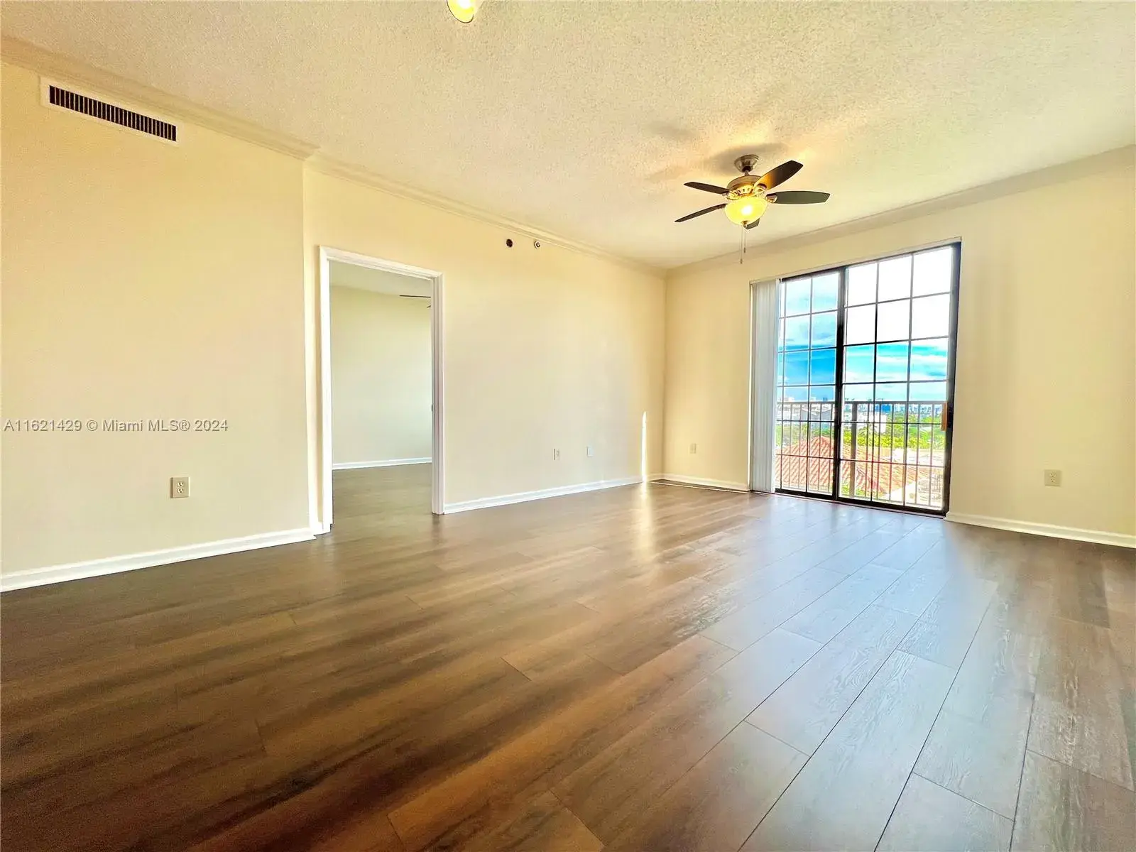 1919 Van Buren St # 816A, Hollywood FL 33020