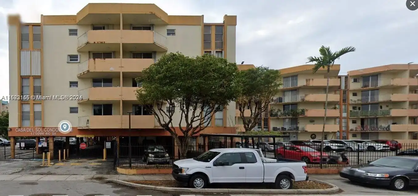 1750 W 46th St # 433, Hialeah FL 33012 photo 2