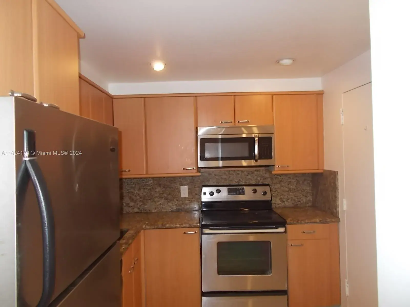 800 West Ave # 936, Miami Beach FL 33139
