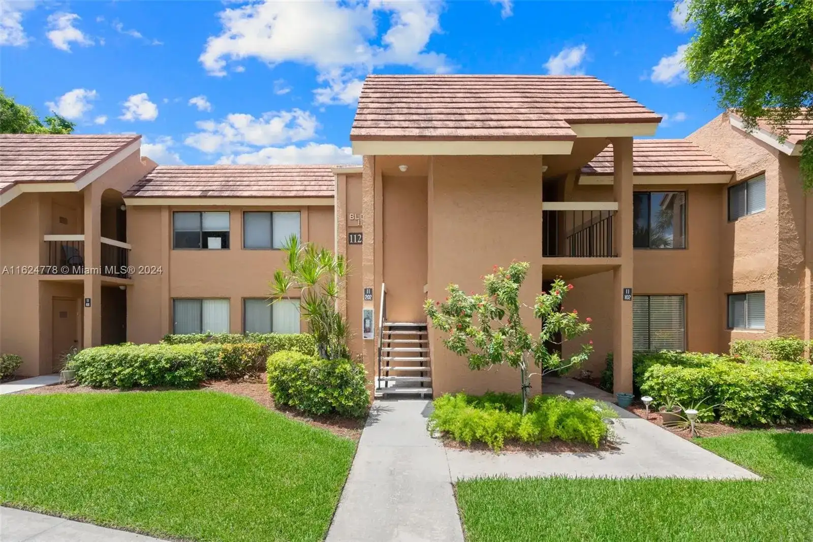 11231 Green Lake Dr, Boynton Beach FL 33437 photo 2