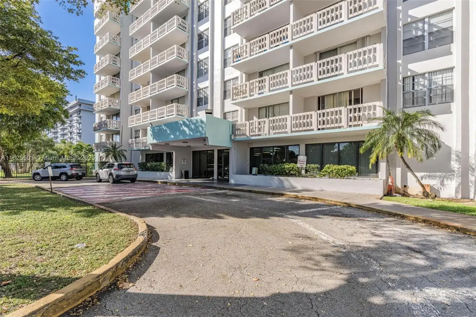 15600 NW 7th Ave # 306, Miami FL 33169 photo 3