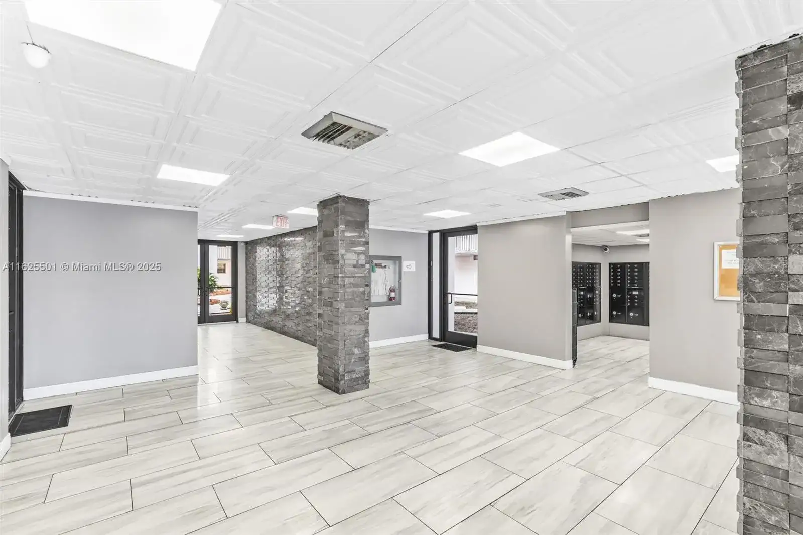 15600 NW 7th Ave # 306, Miami FL 33169 photo 4