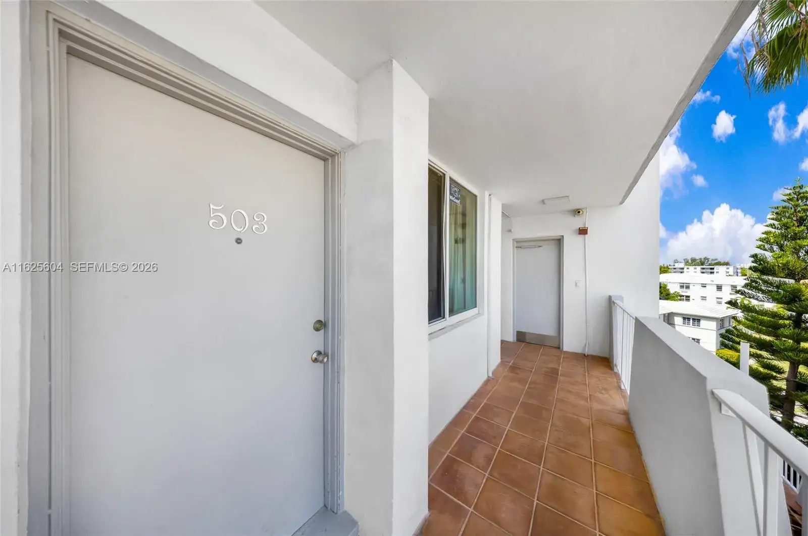 1 bedroom 1 bath Residential for sale at 7133 Bay Dr # 503, Miami Beach FL 33141