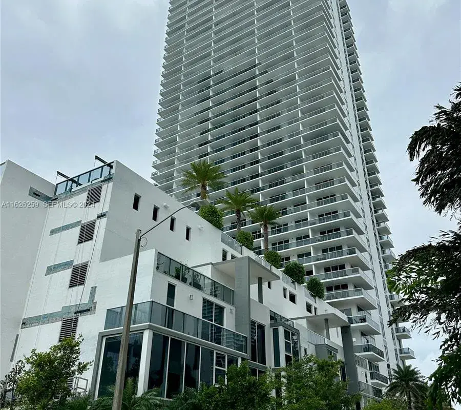 600 NE 27th St # 2302, Miami FL 33137