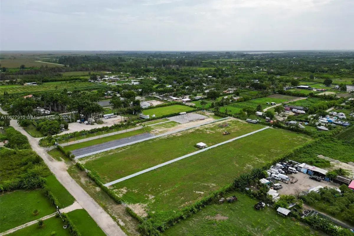 15785 SW 212th Ave, Miami FL 33187
