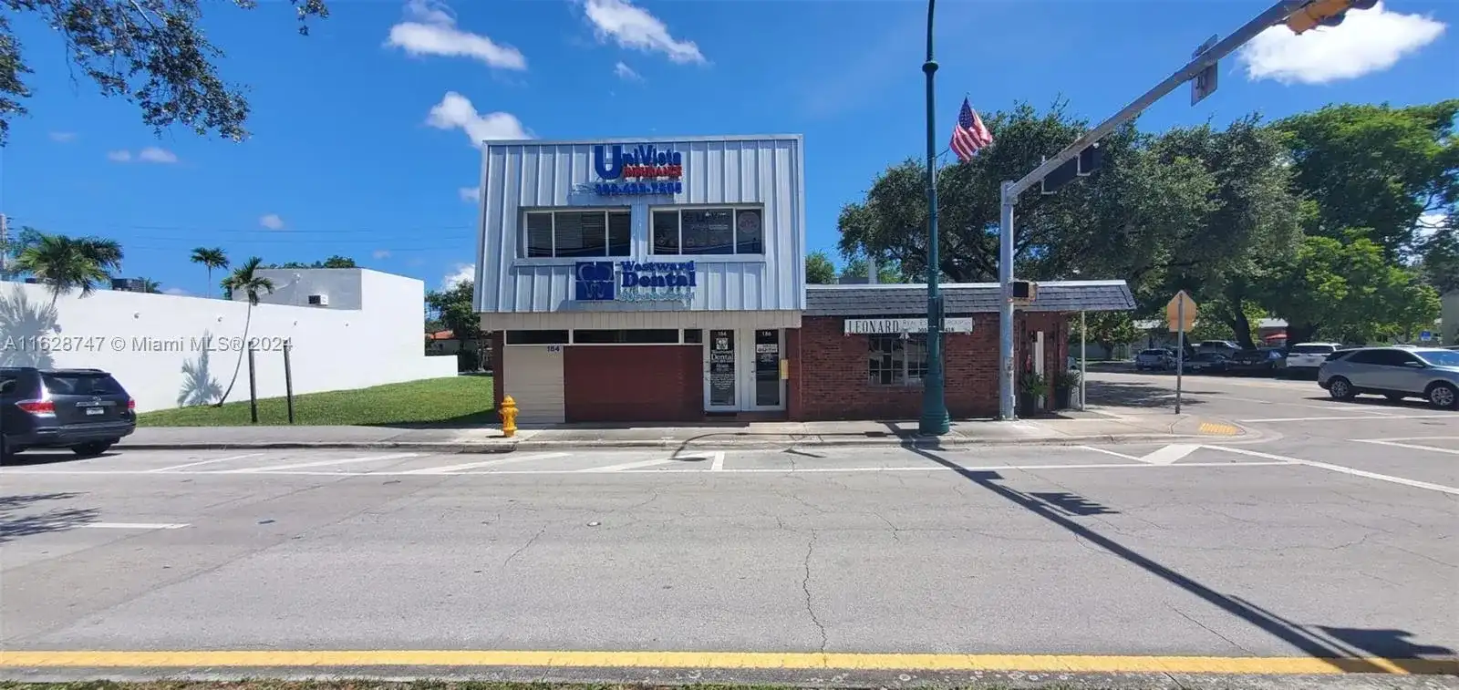 186 Westward Dr, Miami Springs FL 33166