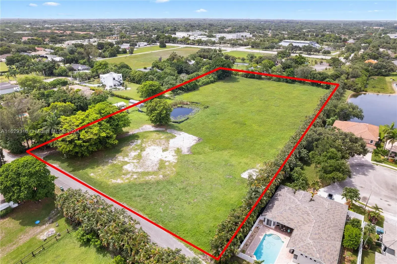 3800 NW 91st Ave, Cooper City FL 33024