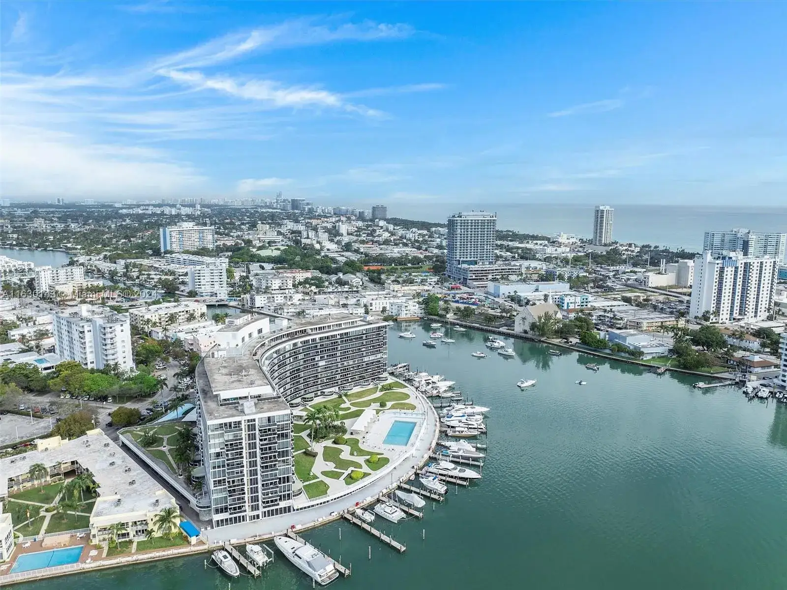 1 bedroom 1 bath Residential for sale at 900 Bay Dr # 319, Miami Beach FL 33141