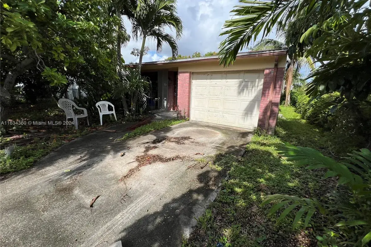 1720 N 25th Ave, Hollywood FL 33020