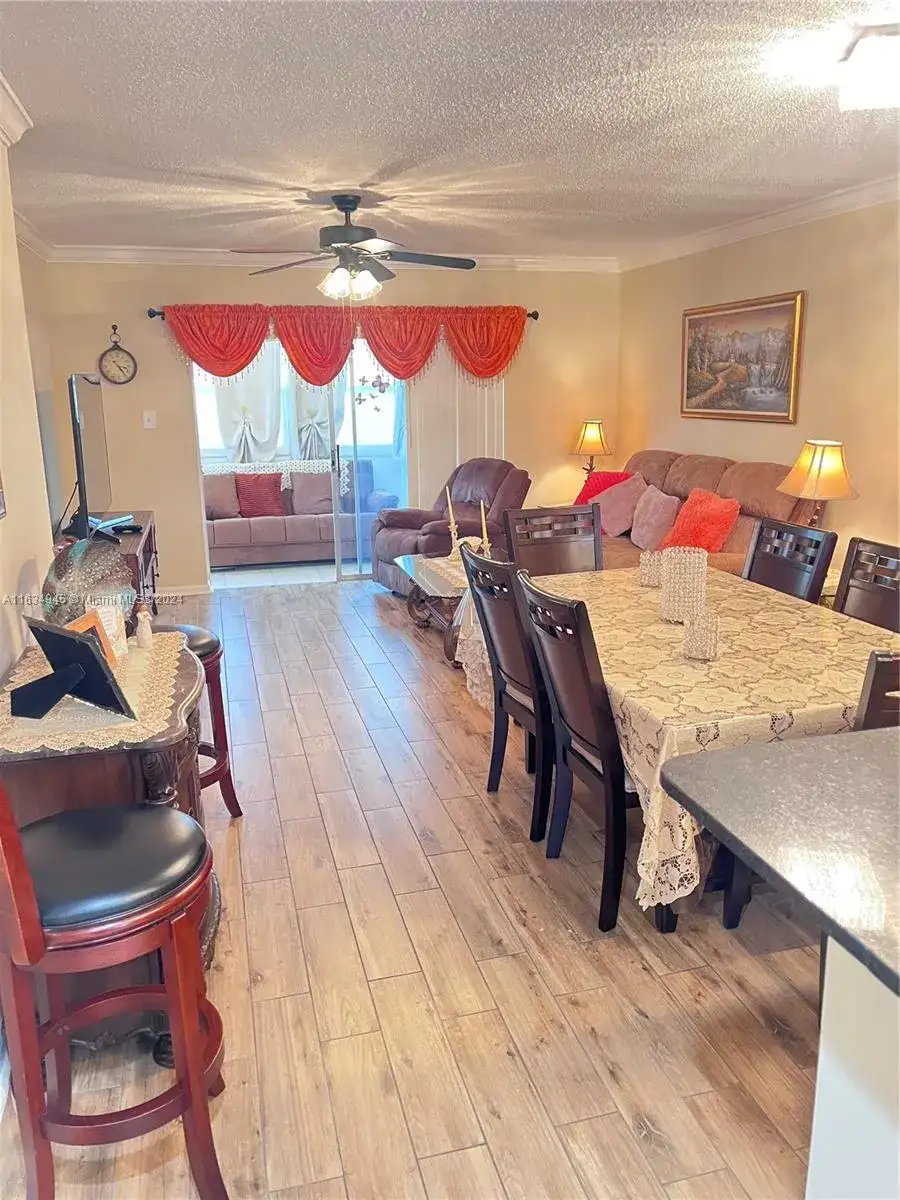 7300 NW 5th Ct # 201, Margate FL 33063 photo 3