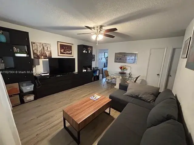 17 NE 2nd Ave # 205, Dania Beach FL 33004
