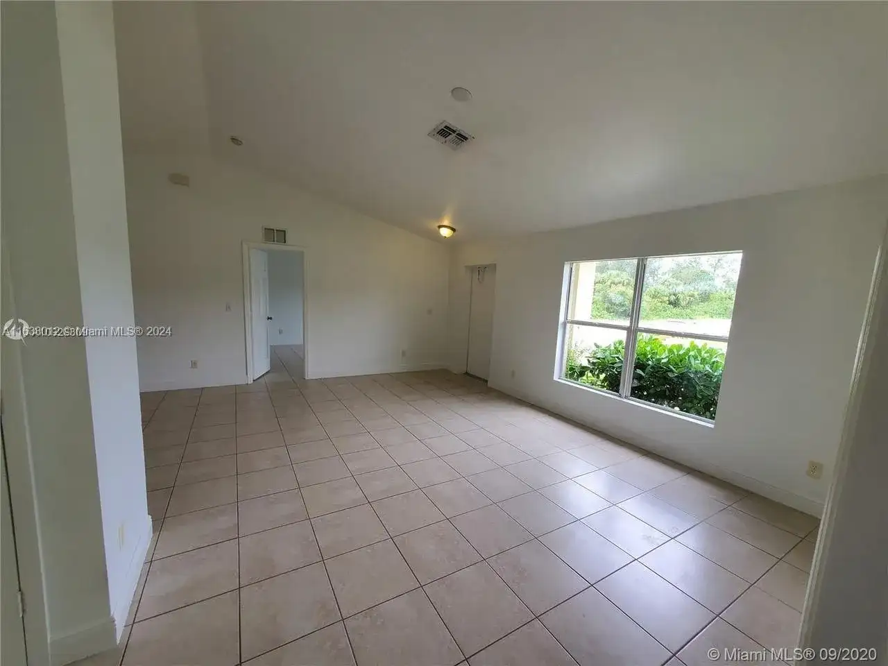 466 rewing st, Lehigh Acres FL 33974 photo 5
