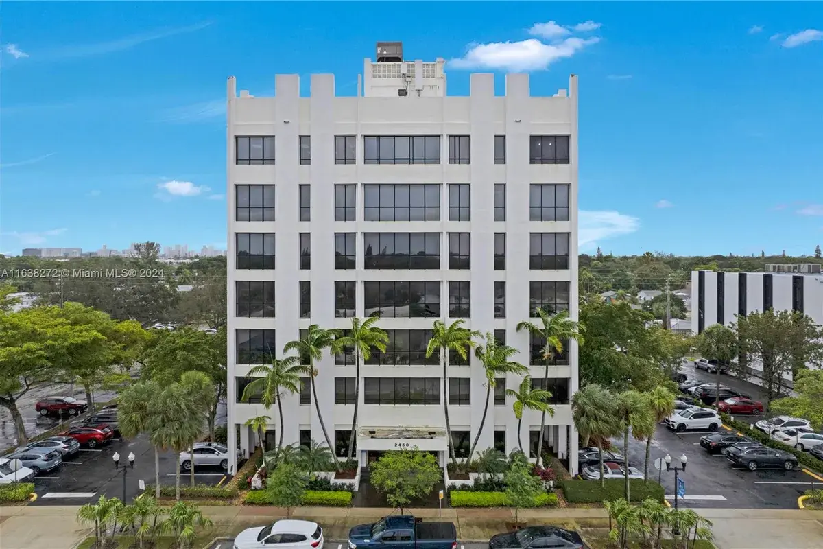 2450 Hollywood Blvd, Hollywood FL 33020
