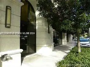 2020 Ponce De Leon Blvd, Coral Gables FL 33134 photo 4