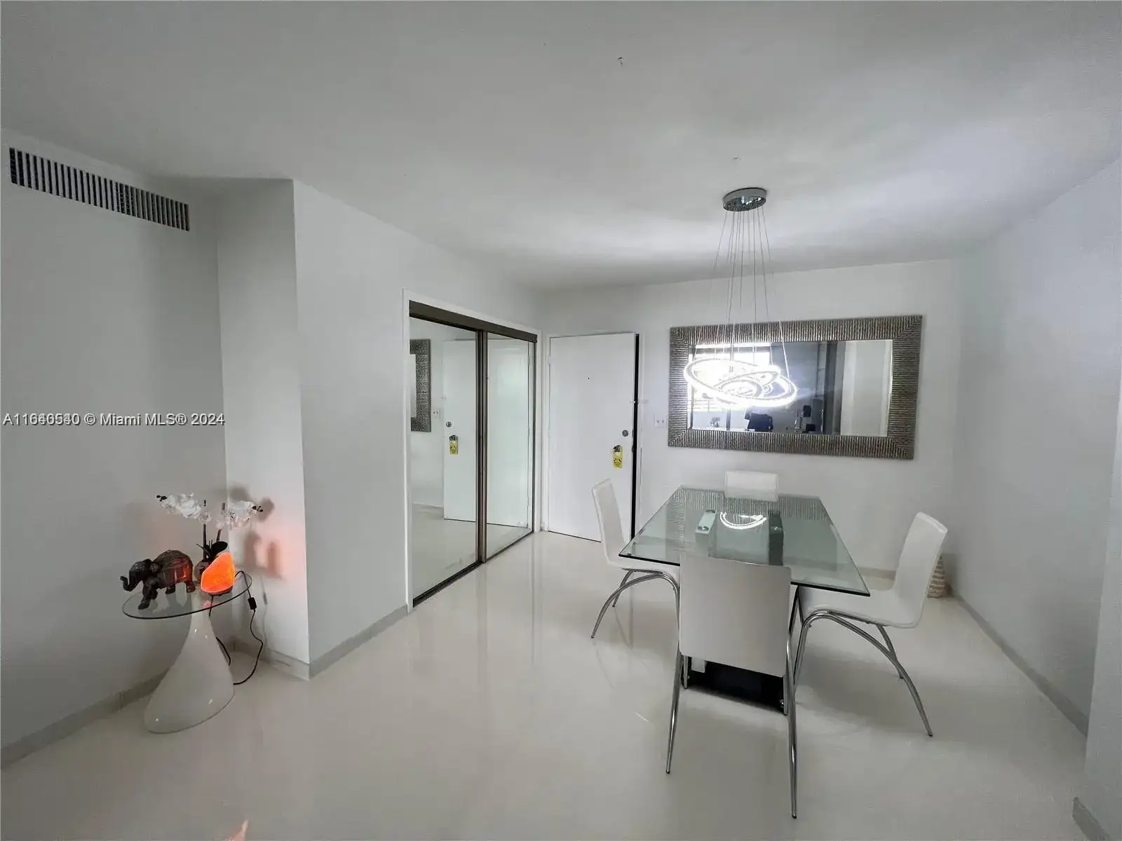 5555 Collins Ave # 7T, Miami Beach FL 33140 photo 4
