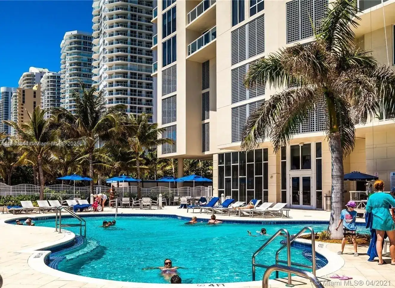 16699 Collins Ave # 2006, Sunny Isles Beach FL 33160 photo 2