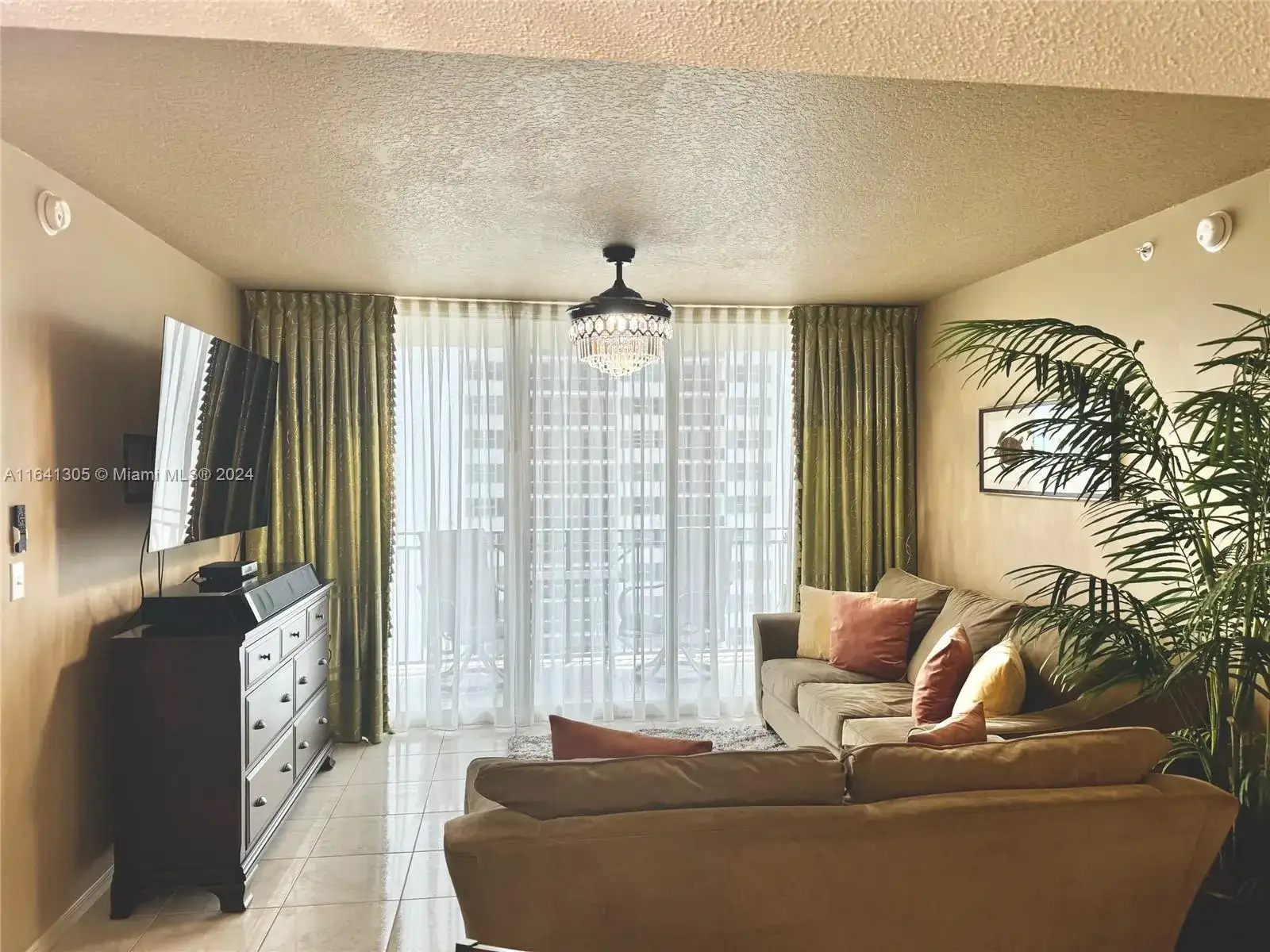 2080 S Ocean Dr # 1607, Hallandale Beach FL 33009 photo 4