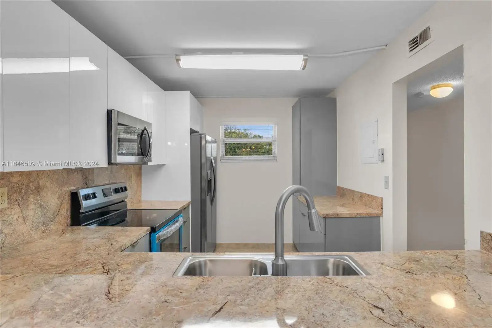 1100 NW 87th Ave # 308, Coral Springs FL 33071 photo 3