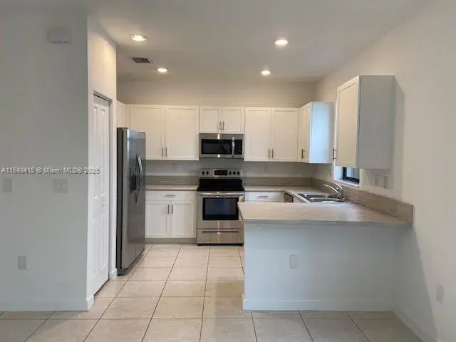 20626 NE 5th Pl # 20626, Miami FL 33179