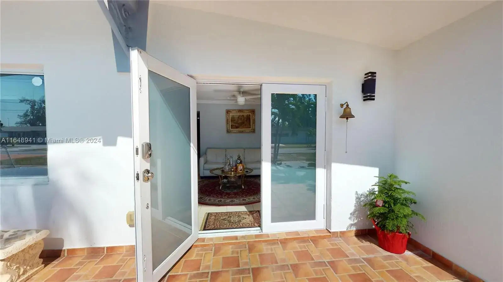 11525 SW 47th Ter, Miami FL 33165 photo 5