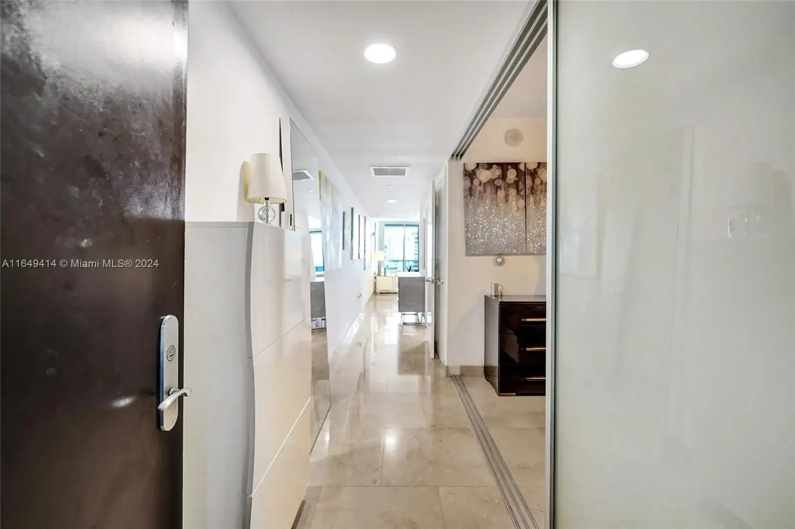 1830 S Ocean Dr, Hallandale Beach FL 33009 photo 2