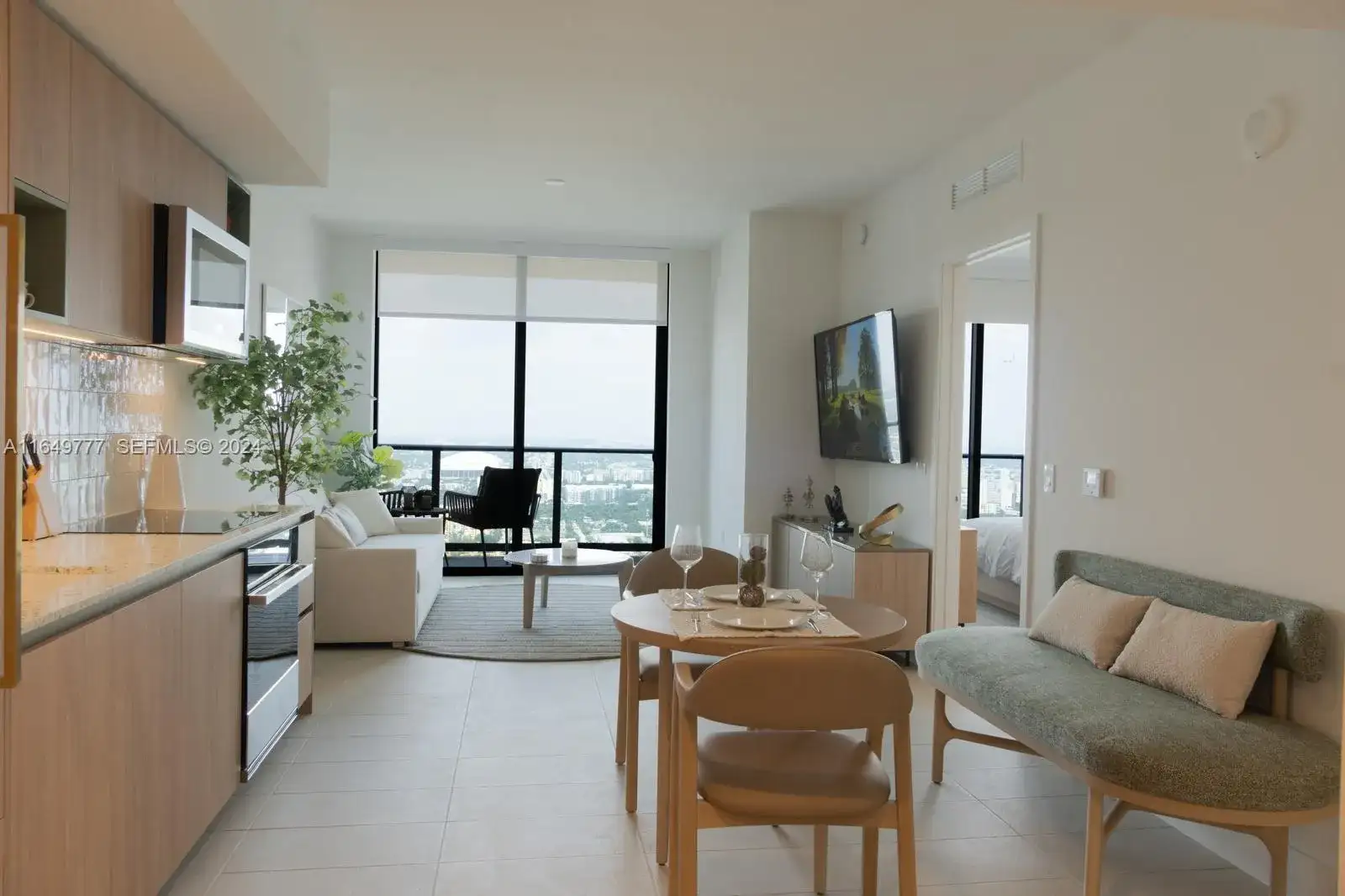 601 NE 1 Ave # 4704, Miami FL 33132 photo 3