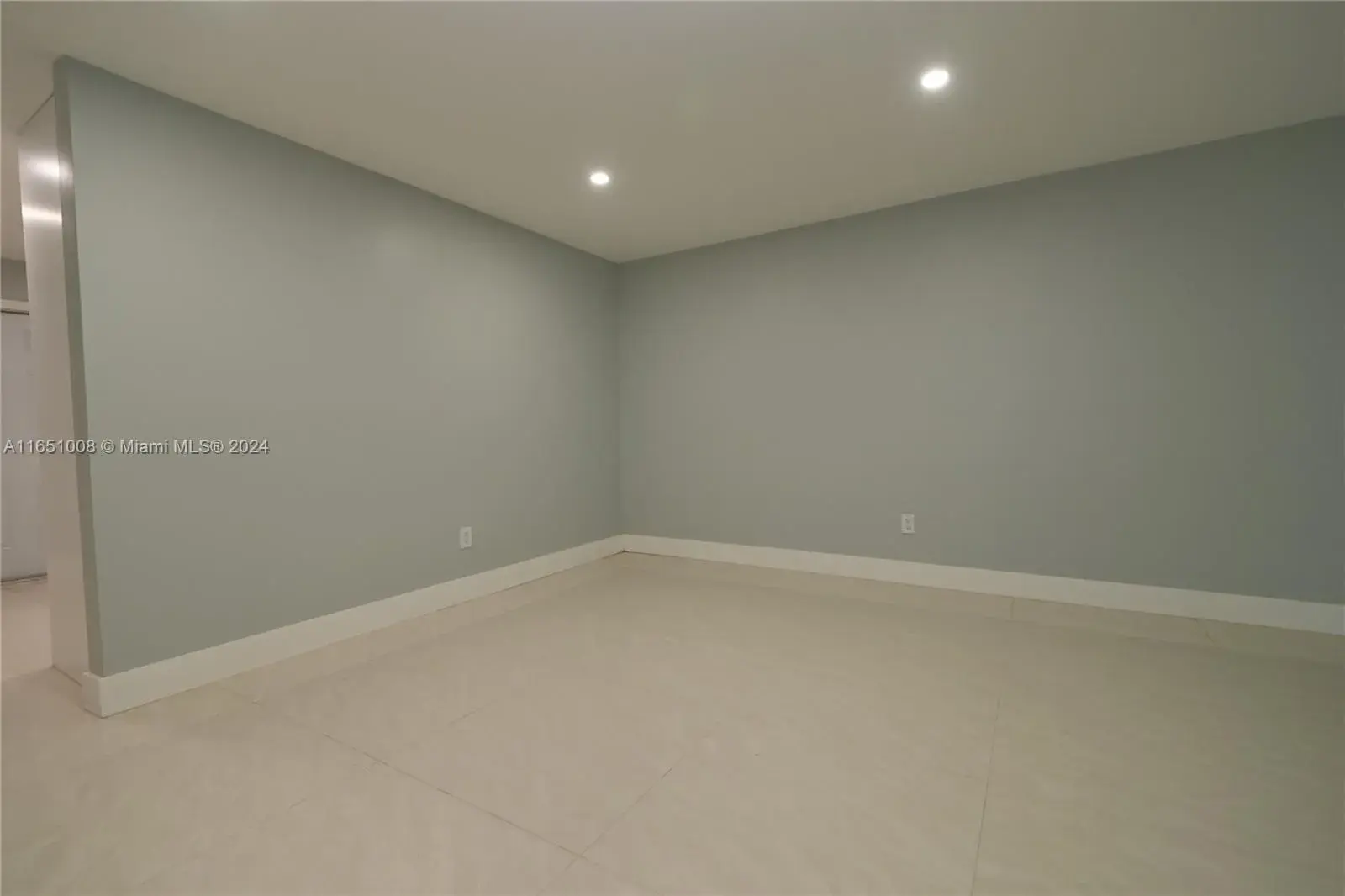 18902 NW 46th Ave # 18902, Miami Gardens FL 33055