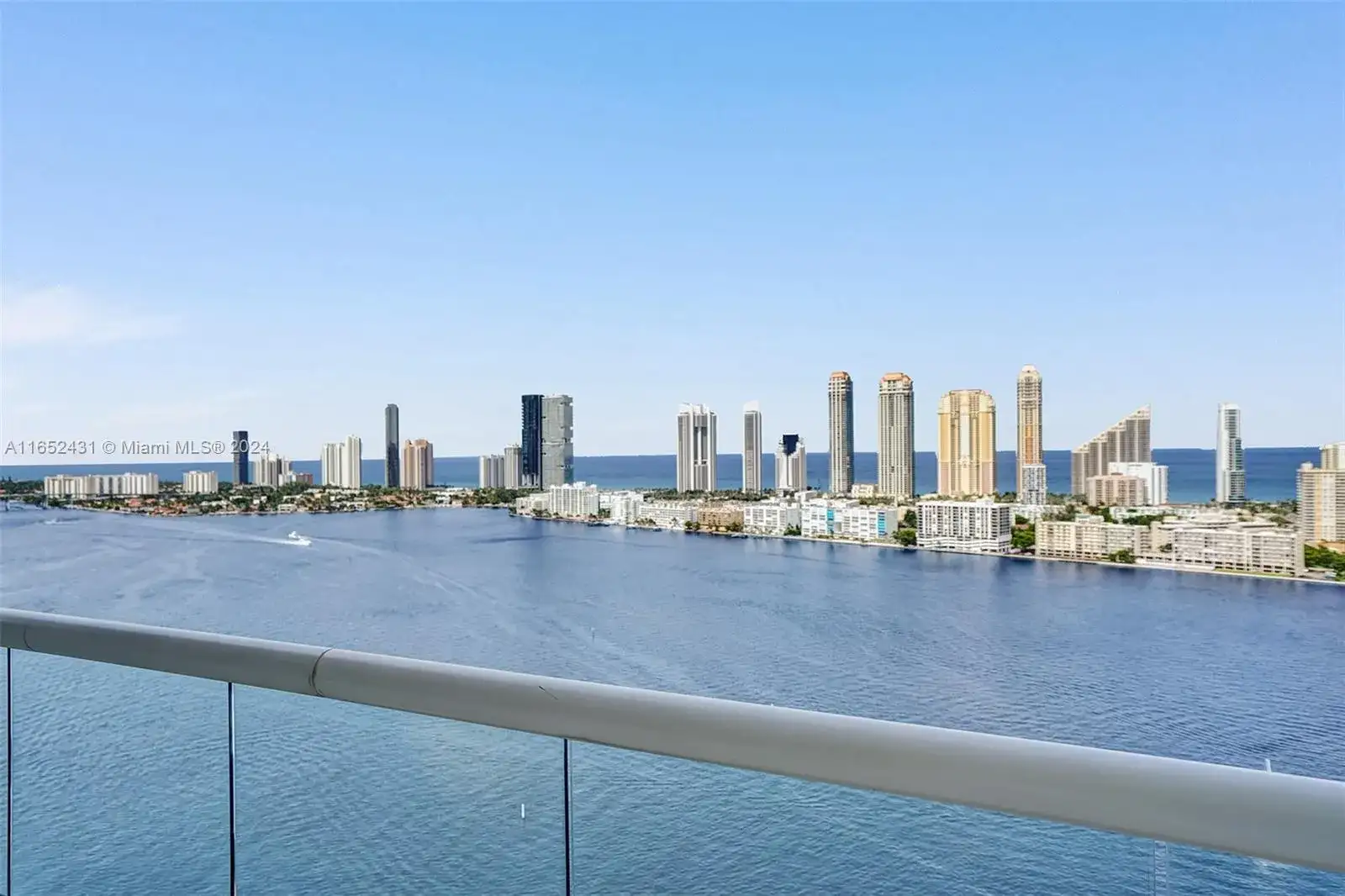 2600 Island Blvd # 3, Aventura FL 33160 photo 4