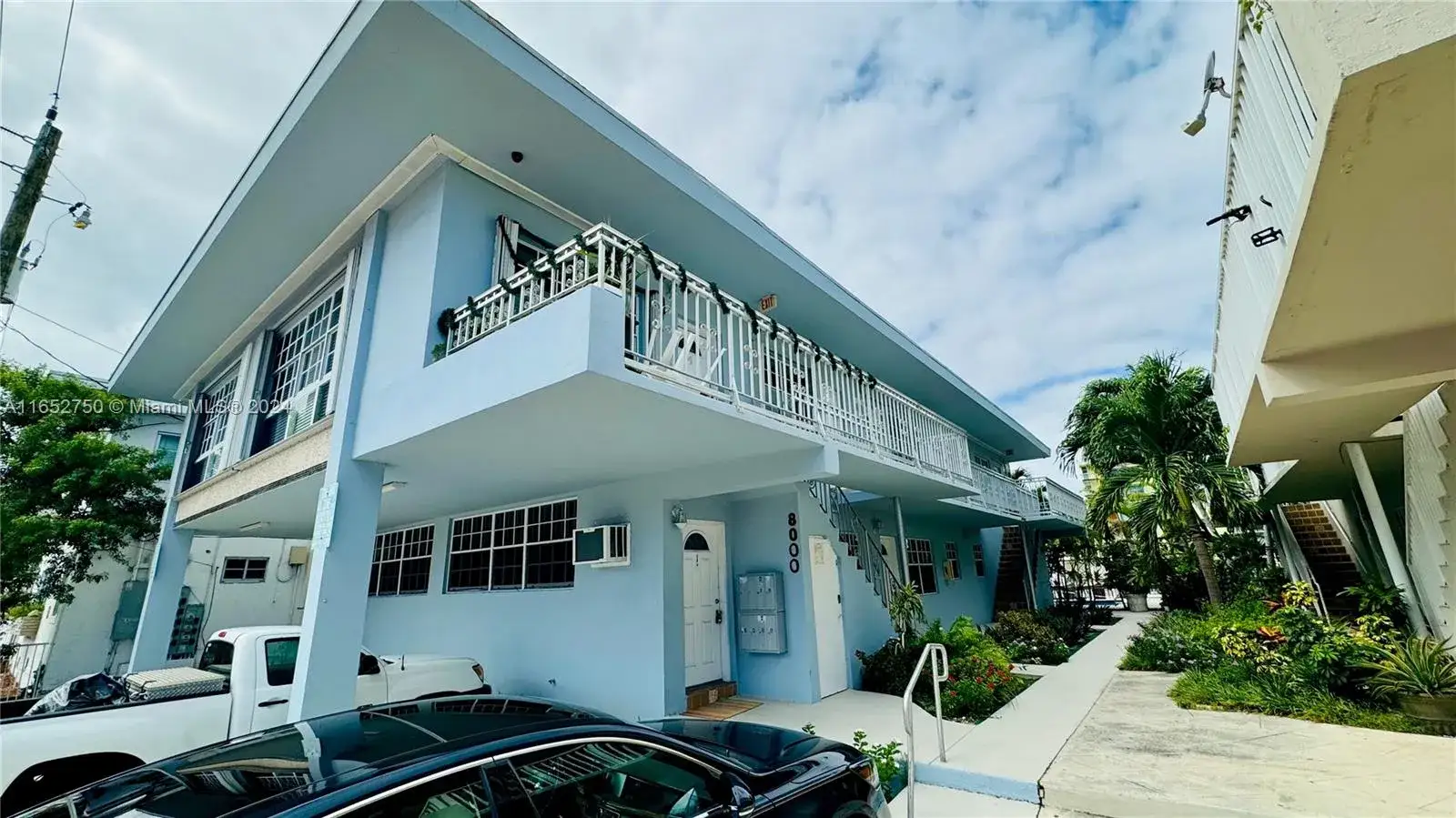 1 bedroom 1 bath Residential for sale at 8000 Tatum Waterway Dr # 1, Miami Beach FL 33141